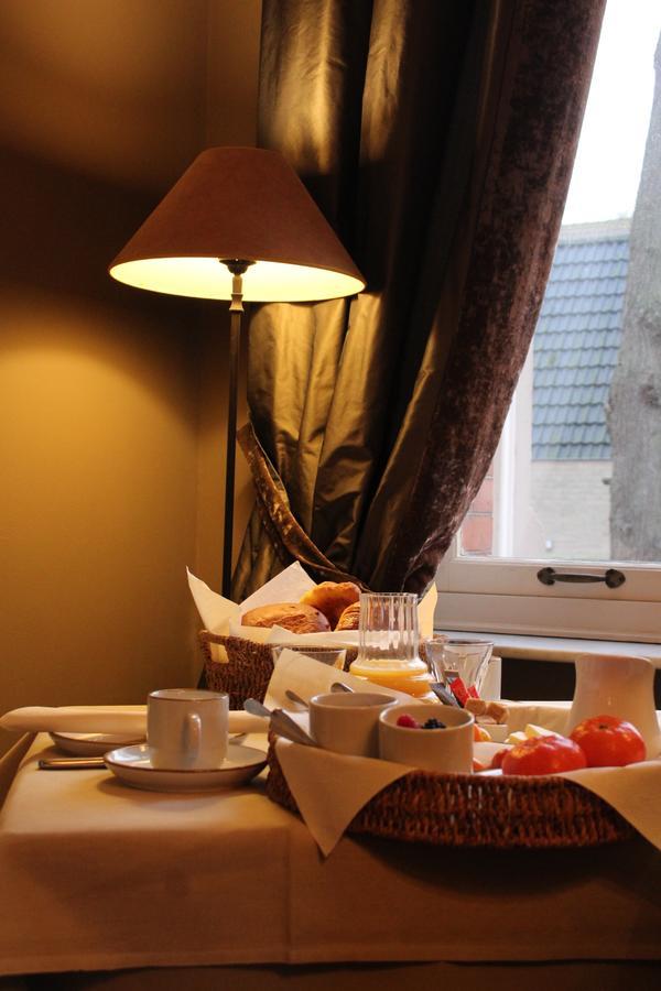 B&B 'T Kasteel & 'T Koetshuys Veurne Δωμάτιο φωτογραφία